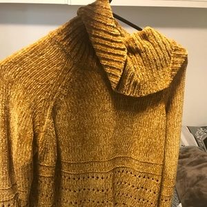 Mustard yellow turtle neck sweater